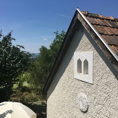 Feriehus Zoeldhaz *